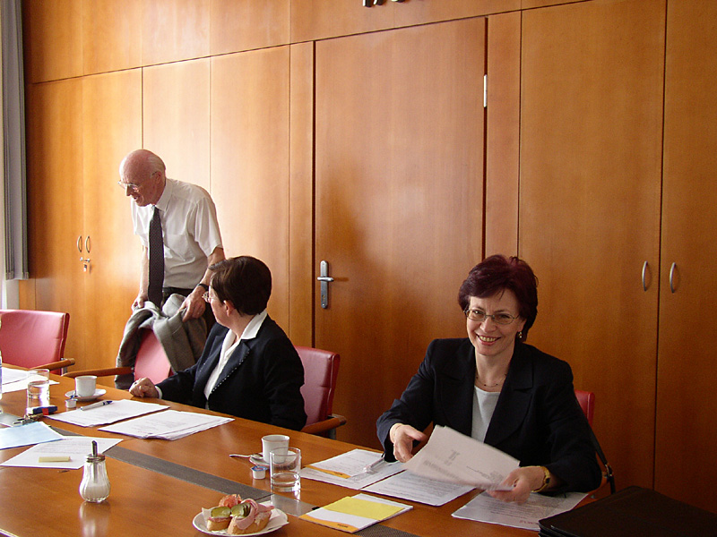 Fotografie z 2. výroční konference AKVŠ ČR, 29. 4. 2004
